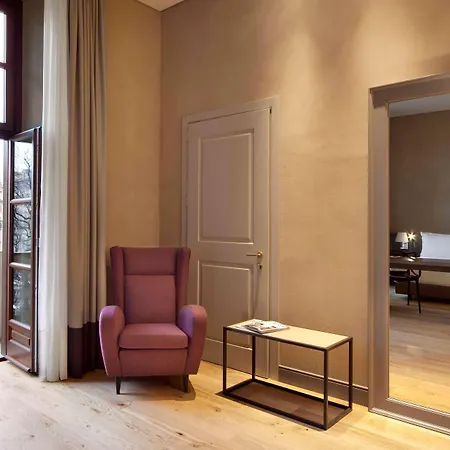 Nh Collection Piazza Carlina Otel
