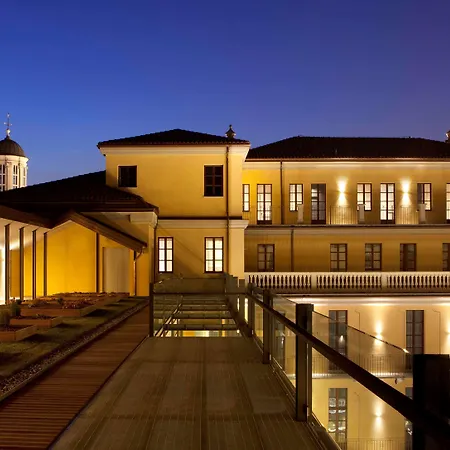 Otel Nh Collection Piazza Carlina 4*