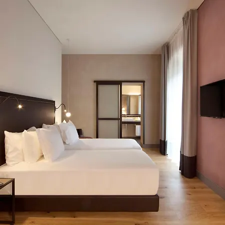 Otel Nh Collection Piazza Carlina