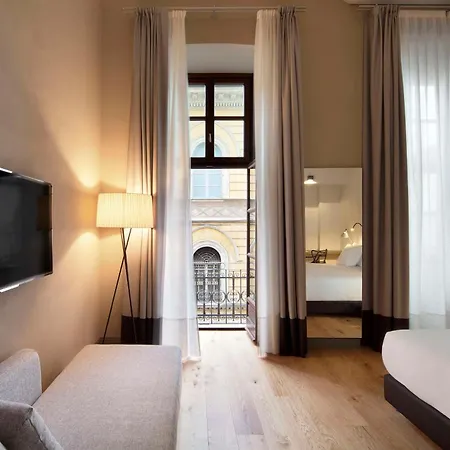 Nh Collection Piazza Carlina Otel 4*