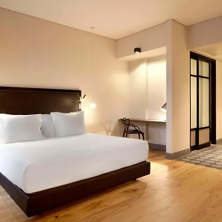 Otel Nh Collection Piazza Carlina 4*