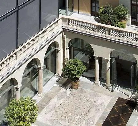 Nh Collection Piazza Carlina 호텔 4*