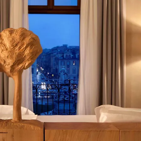 Otel Nh Collection Piazza Carlina 4*