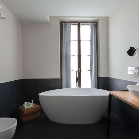 Nh Collection Piazza Carlina Otel