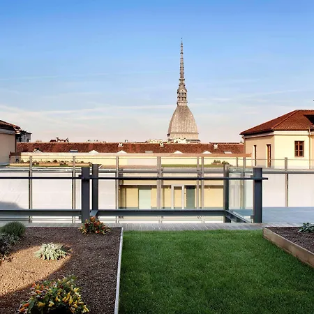 Nh Collection Piazza Carlina 호텔 4*