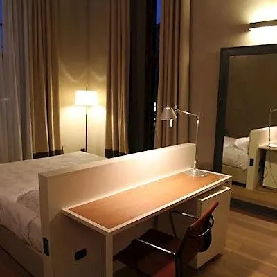 Otel Nh Collection Piazza Carlina 4*