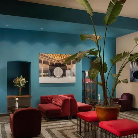 都灵卡利娜广场nh集团酒店