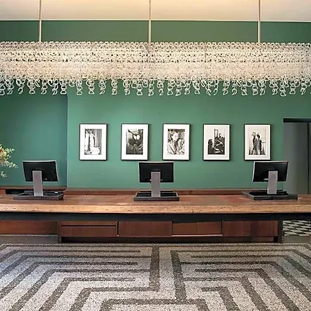 Отель Nh Collection Piazza Carlina Турин