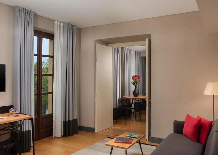 Nh Collection Piazza Carlina 4*