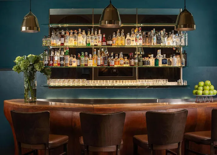 מלון Nh Collection Piazza Carlina 4*