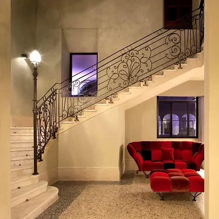 Hotel Nh Collection Piazza Carlina 4*