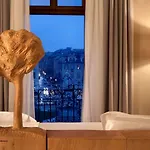 Hotel Nh Collection Piazza Carlina 4*