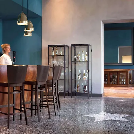 Hotell Nh Collection Piazza Carlina 4*